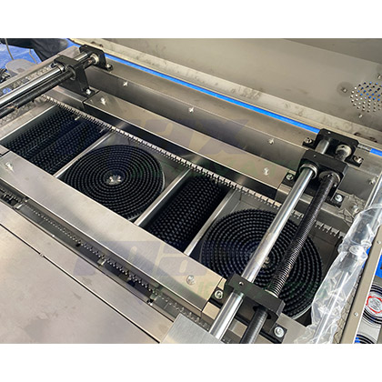 Brush Type PCB Cleaning Machine