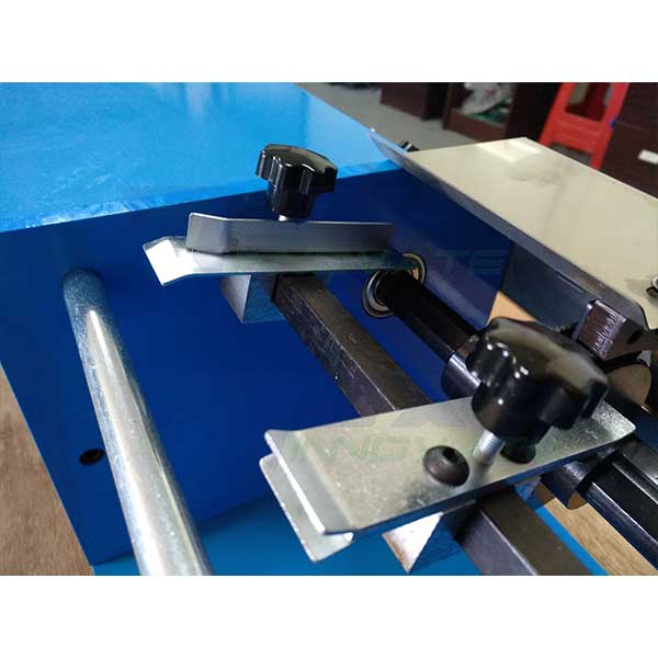 Radial Components Lead Cutter