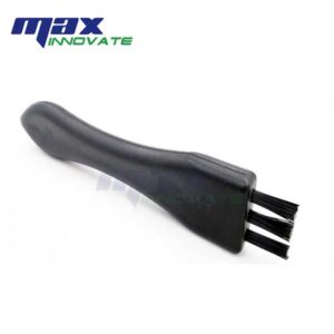 Thick-Handle Brush With Three Beams